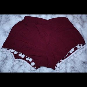 Elastic waste shorts. With Pom poms